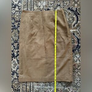Women’s 6 Suede Camel Pencil Skirt